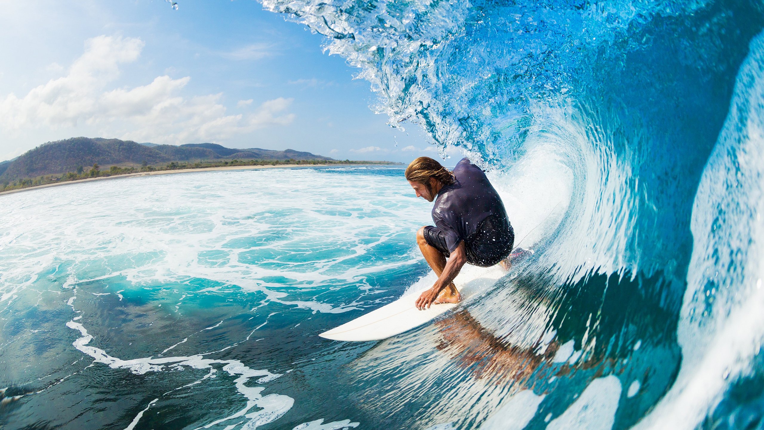 转播商是否对联赛内容操控过多，转播赛事可以收费吗